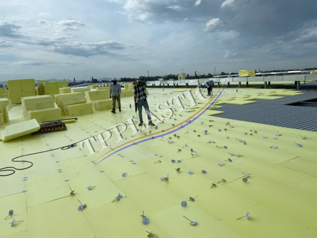 Xốp chống nóng loại nào được các chủ đầu tư ưa chuộng?