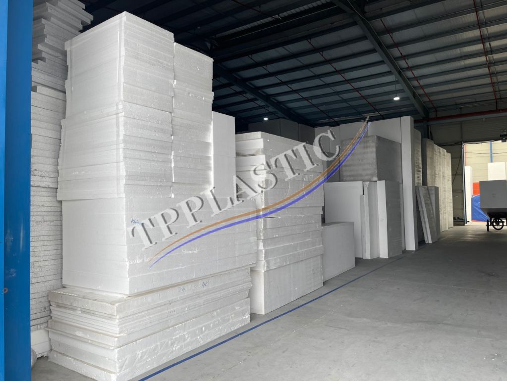 tam xop xay dung loai nao tot