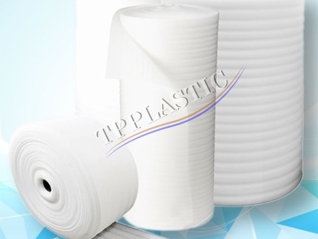 xop pe foam quan cau giay