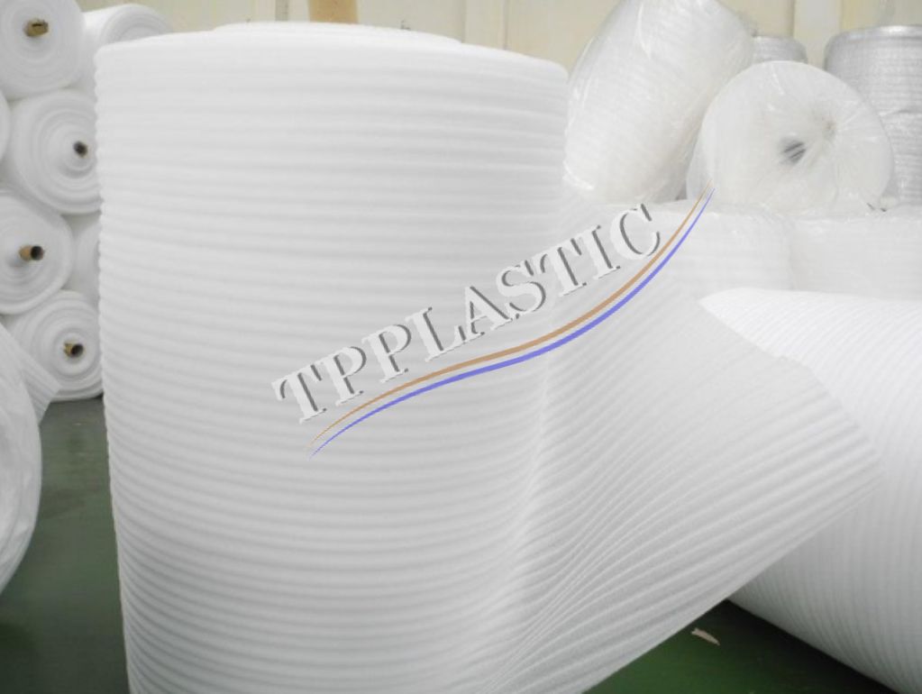 xop pe foam quan dong da