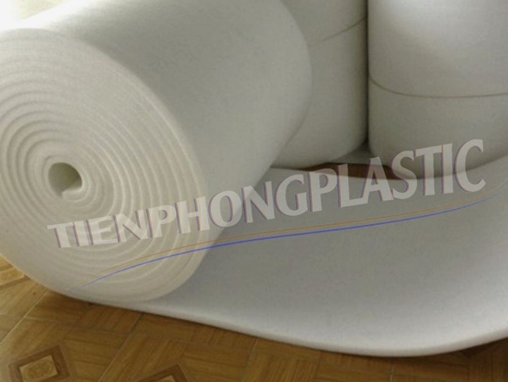 xop pe foam quan tay ho