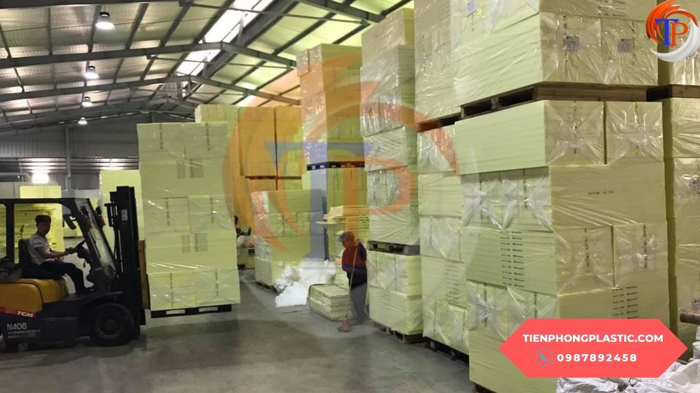 Xốp cách nhiệt chống cháy XPS
