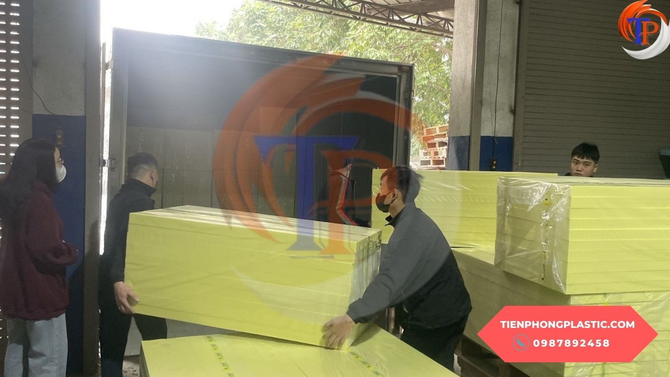 Kho hàng xốp XPS chống nóng cách nhiệt