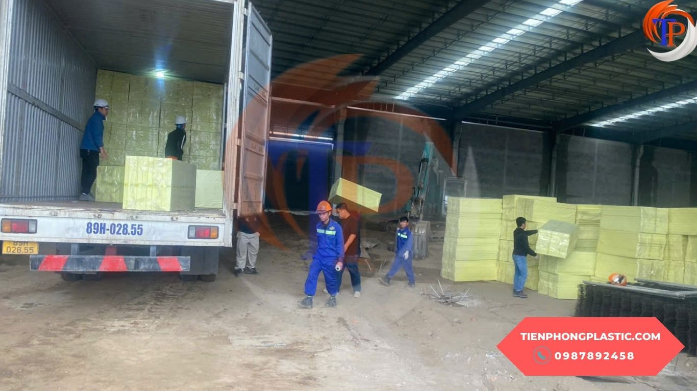Tiến Phong Plastic cung cấp xốp XPS chính hãng, giá nhà máy, vận chuyển tận nơi