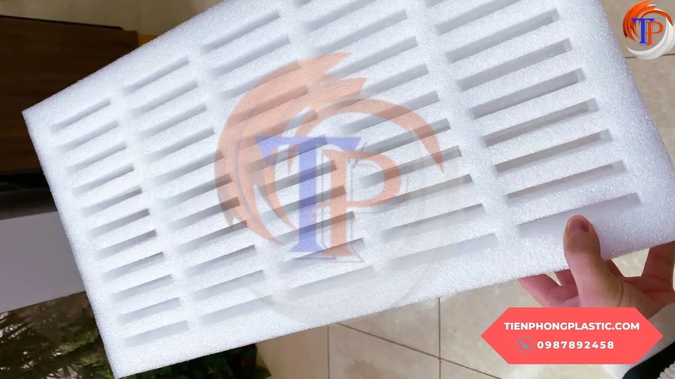 Khay xốp PE Foam đựng điện thoại