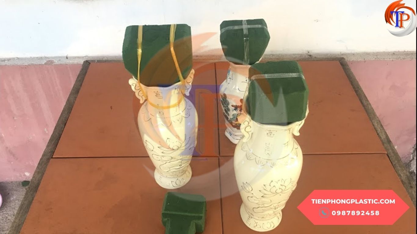 Tiến Phong Plastic cung cấp xốp cắm hoá chất lượng cao với dịch vụ tư vấn chuyên nghiệp và chính sách hậu mãi tốt nhất