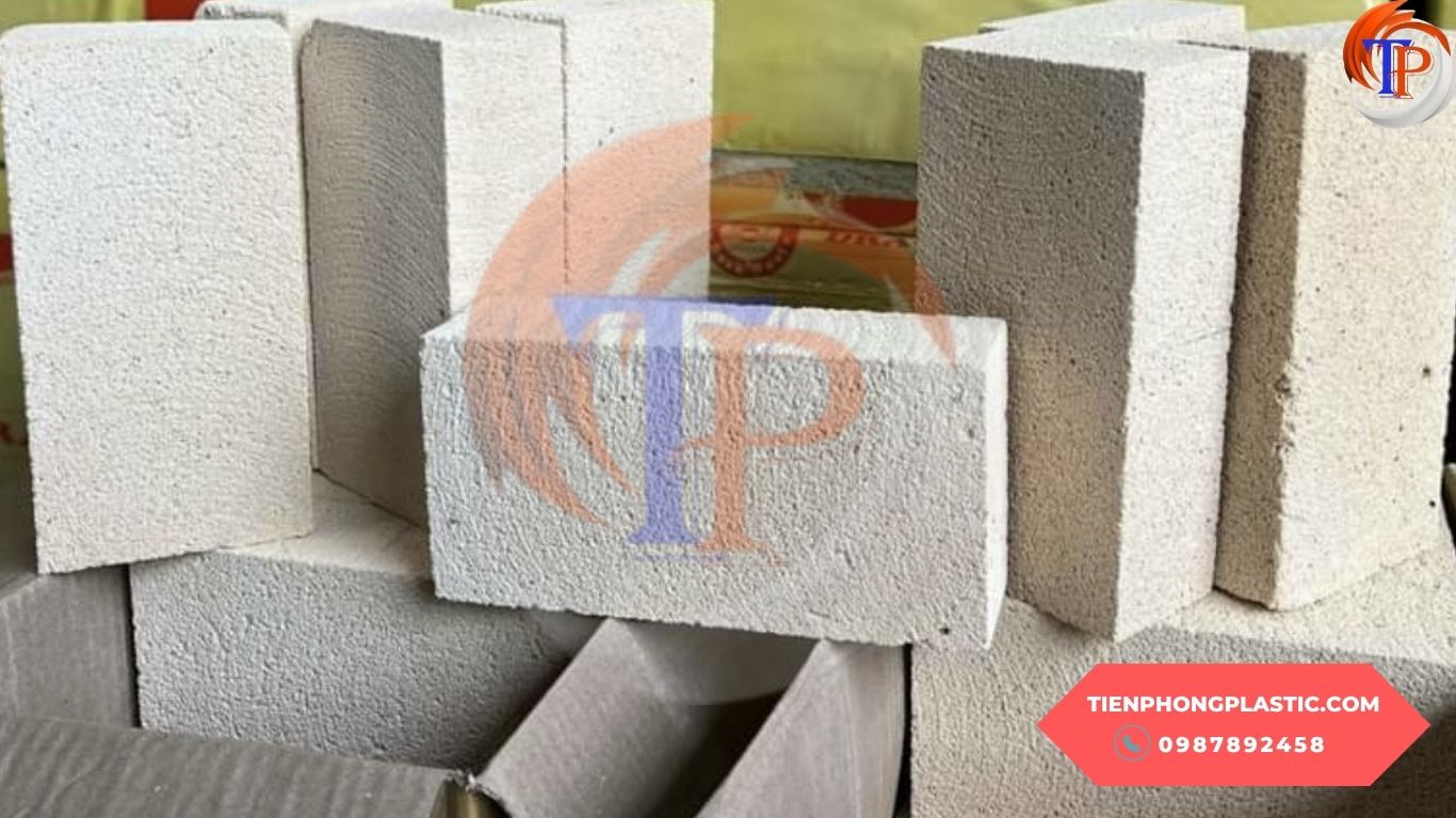 So Sánh Gạch Xốp Cách Nhiệt vs 5 Vật Liệu Khác
